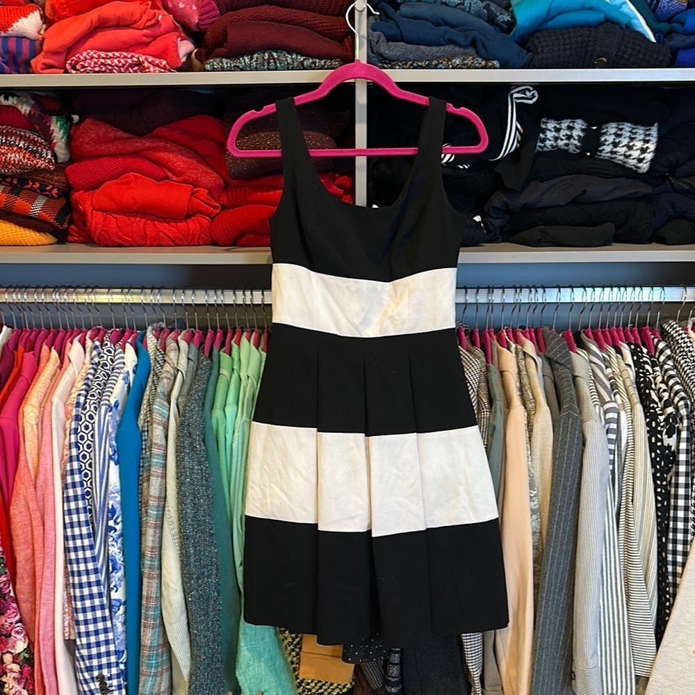 Ralph Lauren black & white striped sleeveless back zipper closure dress size 2